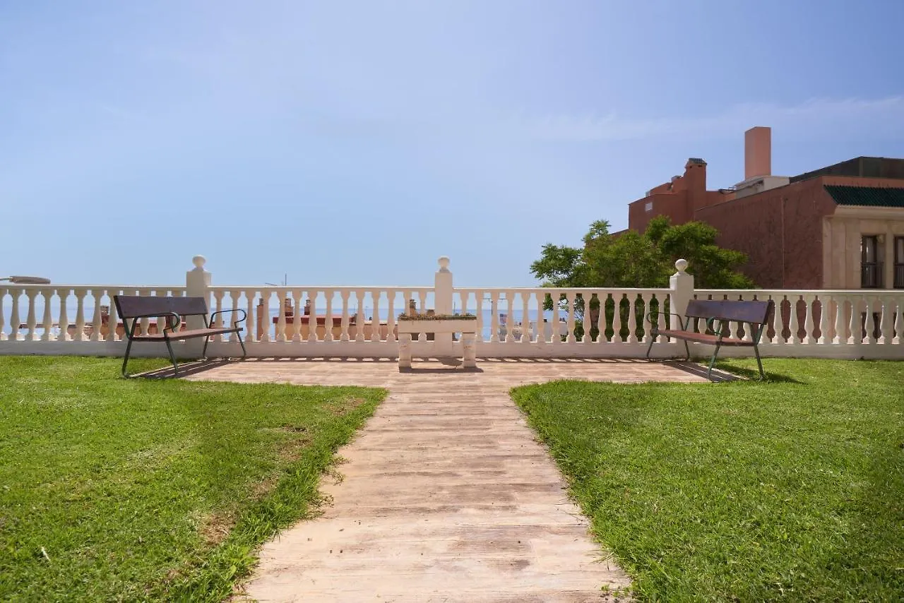 Luxy Beach Apartment Торремолинос Испания