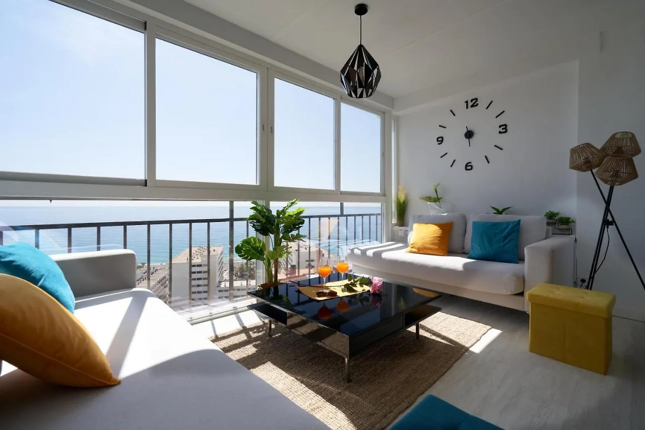 Luxy Beach Apartment Торремолинос 0*,  Испания